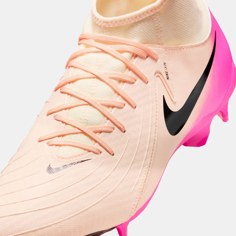 Nike Phantom Luna 2 Academy MG Football Shoes