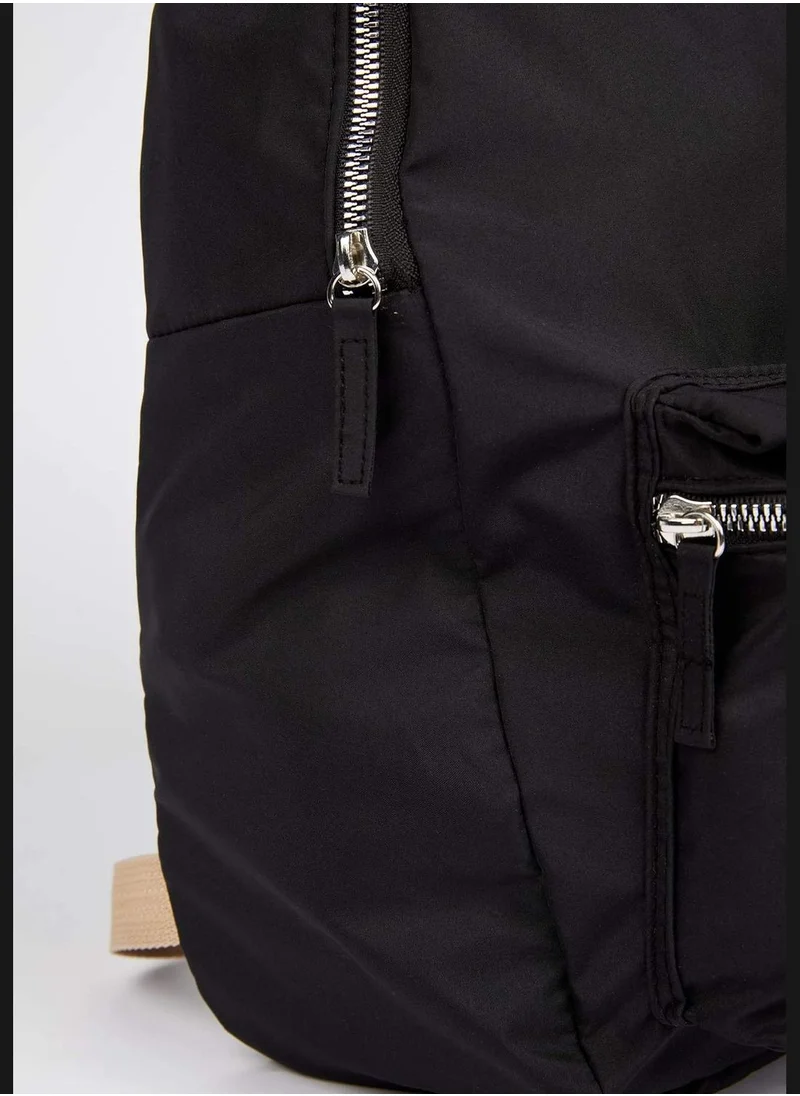 ديفاكتو Basic Front Pocket Backpack