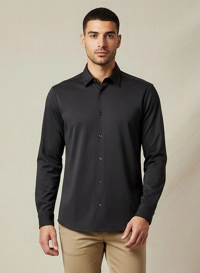 ايكونيك قميص رجالي بأكمام طويلة بقصة ضيقة وياقة
