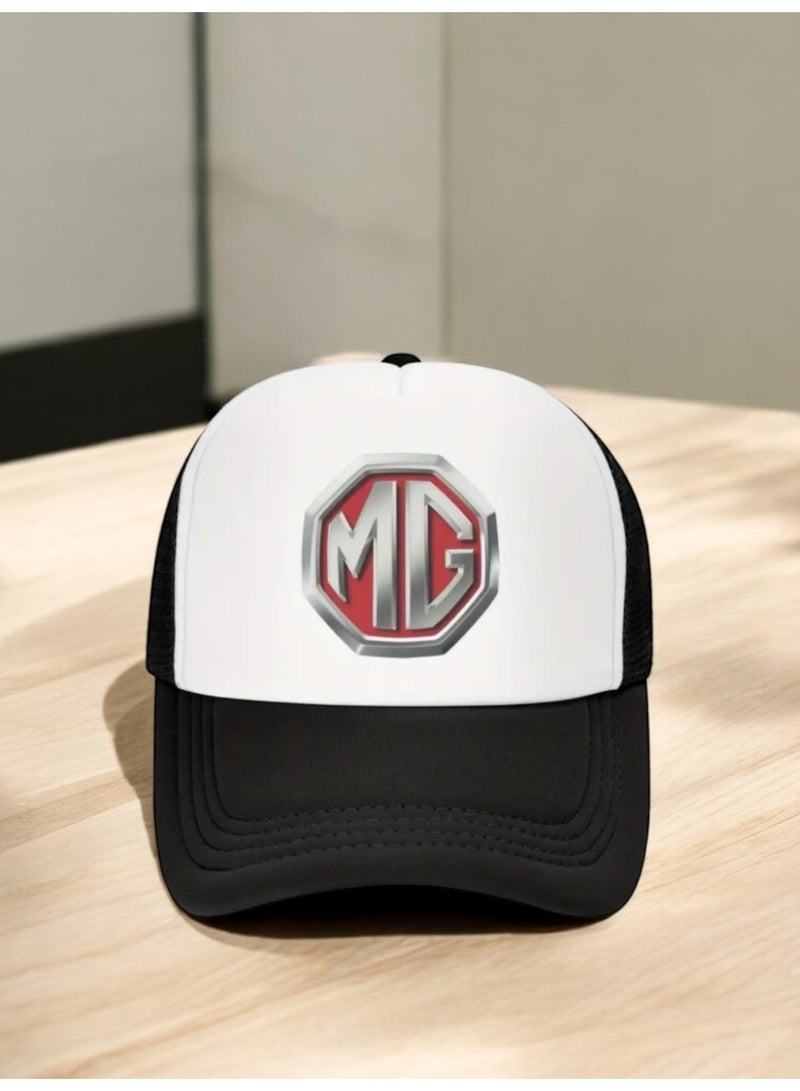 ام جي كاب رجالي من إم جي بتصميم عصري وأنيق باللونين الأسود والأبيض - Image 2