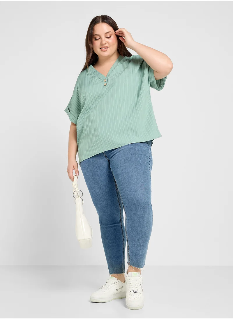 جينجر بلس Button Up Ribbed Top