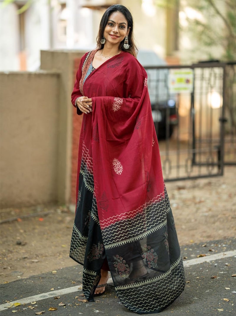 ANNI Designer Women's Rayon Viscose Printed Straight Kurta with Pant & Dupatta (MRUNALI RED_S_RED_Small) - Image 4