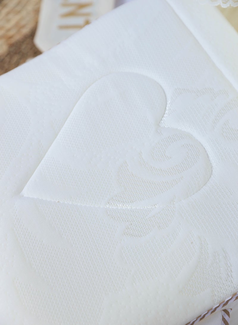 لحظة مرح سرير أطفال محمول مع مقعد مبطن سميك بمواد عالية الجودة قماش مشجر لون ابيض/بني 62×35×18سم - Image 2