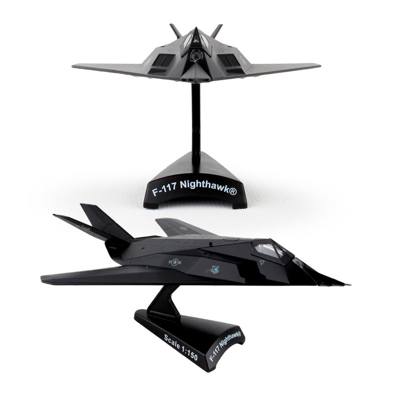 Daron Worldwide Trading F117 Nighthawk 1150 Vehicle Black Large - Image 2