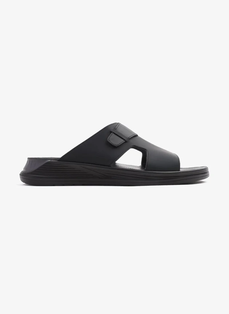 UOMO Cavalier UOMO CAVALIER CLASSIC WITH BUCKLE STRAPS SANDALS
