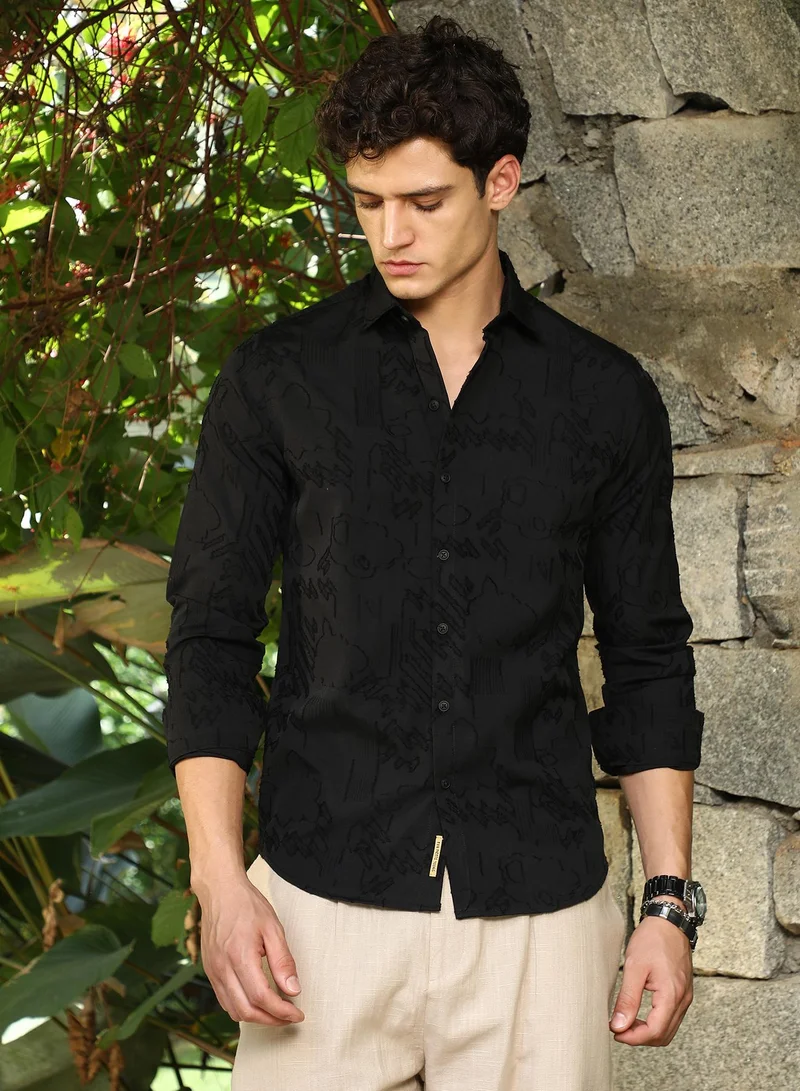 Campus Sutra Campus Sutra Men's Onyx Black Aztec-Weave Shirt For Casual Wear | Spread Collar | Long Cuffed Sleeves | Button Closure | Shirt Crafted With Comfort Fit For Everyday Wear