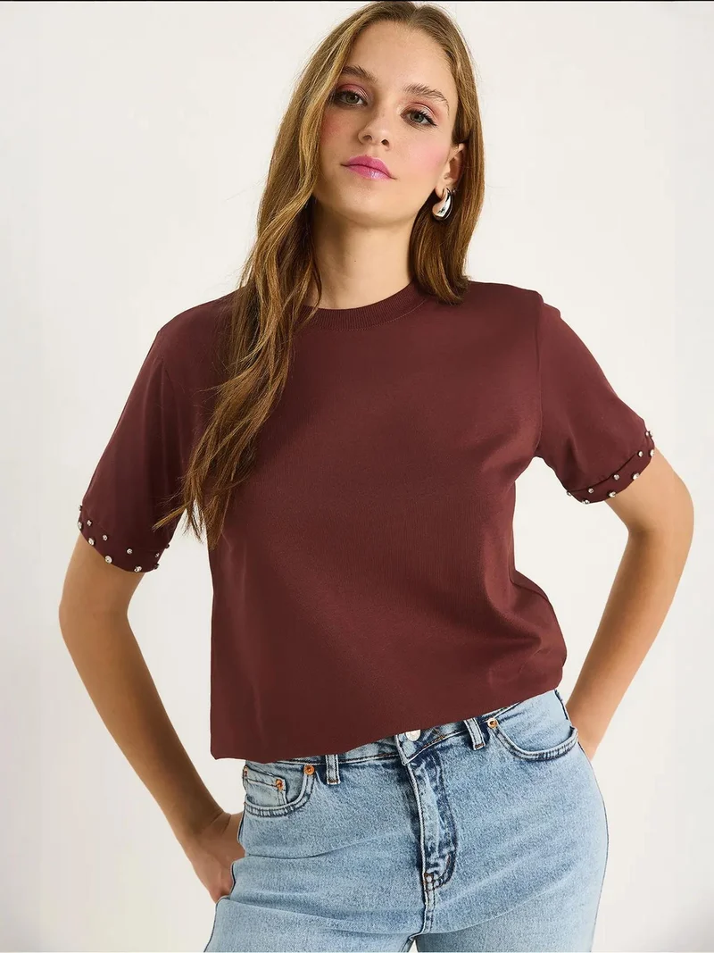 Bianco Lucci LUCCI Embroidered Crew Neck Short Sleeve T-Shirt