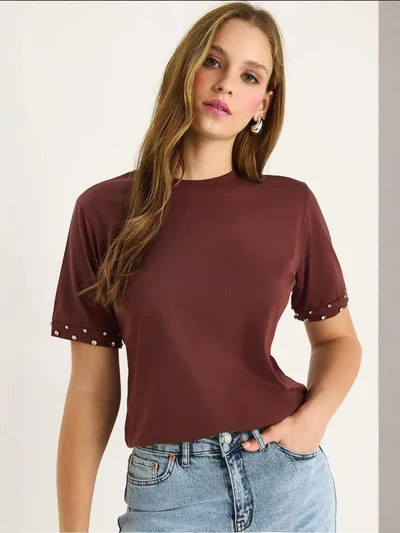 بيانكو لوتشي تيشيرت  مطرز بياقة دائرية وأكمام قصيرة