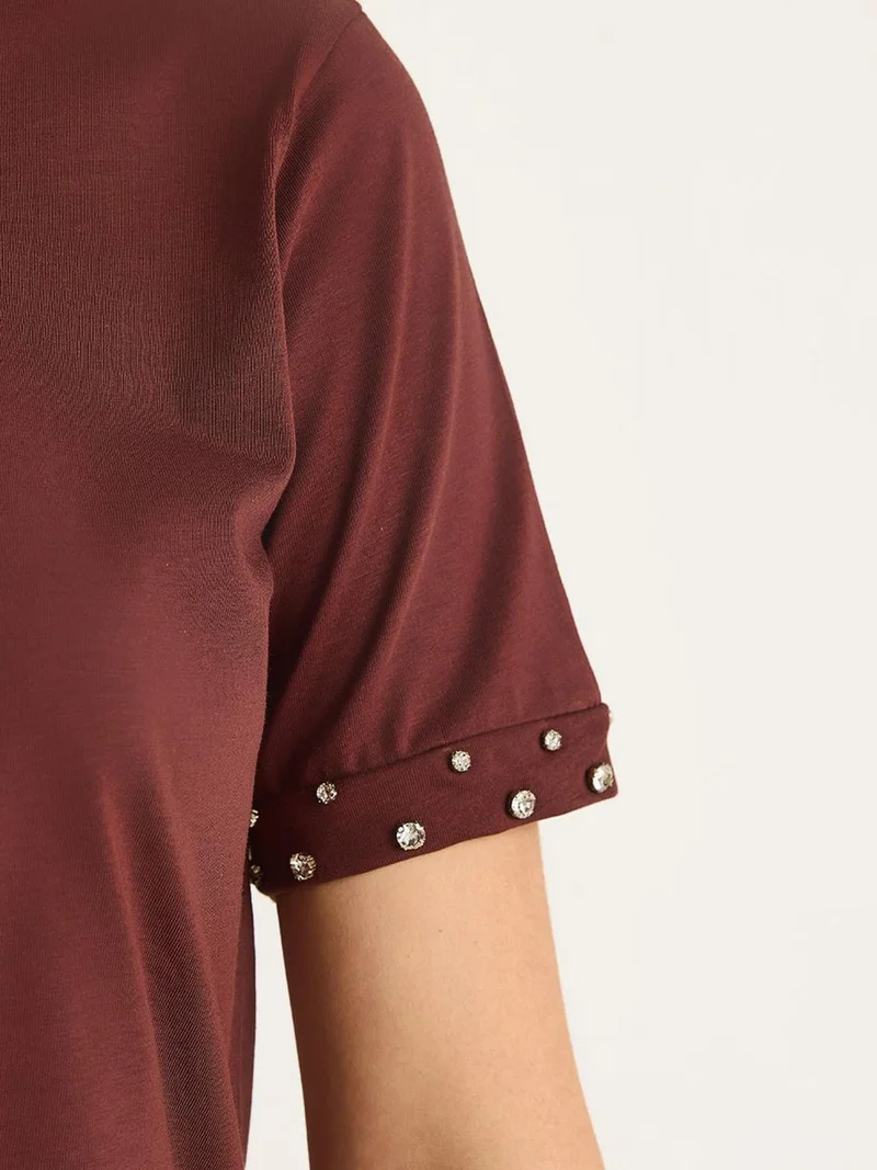 بيانكو لوتشي تيشيرت  مطرز بياقة دائرية وأكمام قصيرة