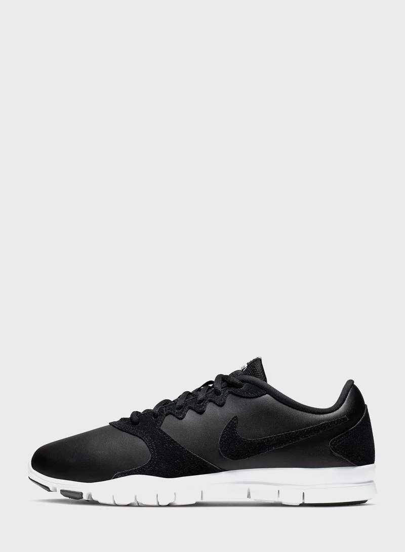 Nike Flex Essentials