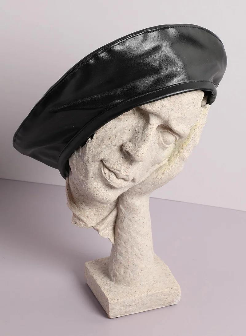 صوص هاوت قبعة سوداء سادة