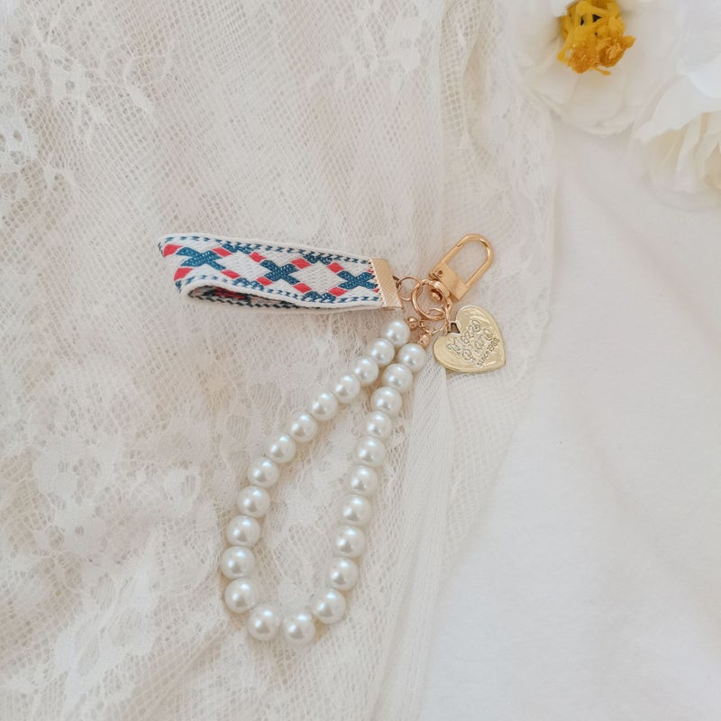 New Style Small Fresh Ribbon Car Alloy Keychain Pendant Creative Striped Cloth Belt Pearl Love Accessories Hanging Ornaments Ribbon Pearl String