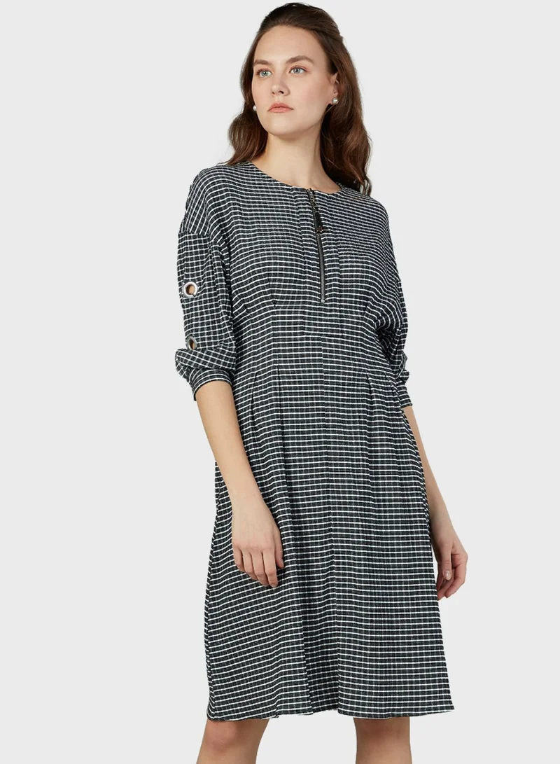 Iconic Zip Detail Checked Dress