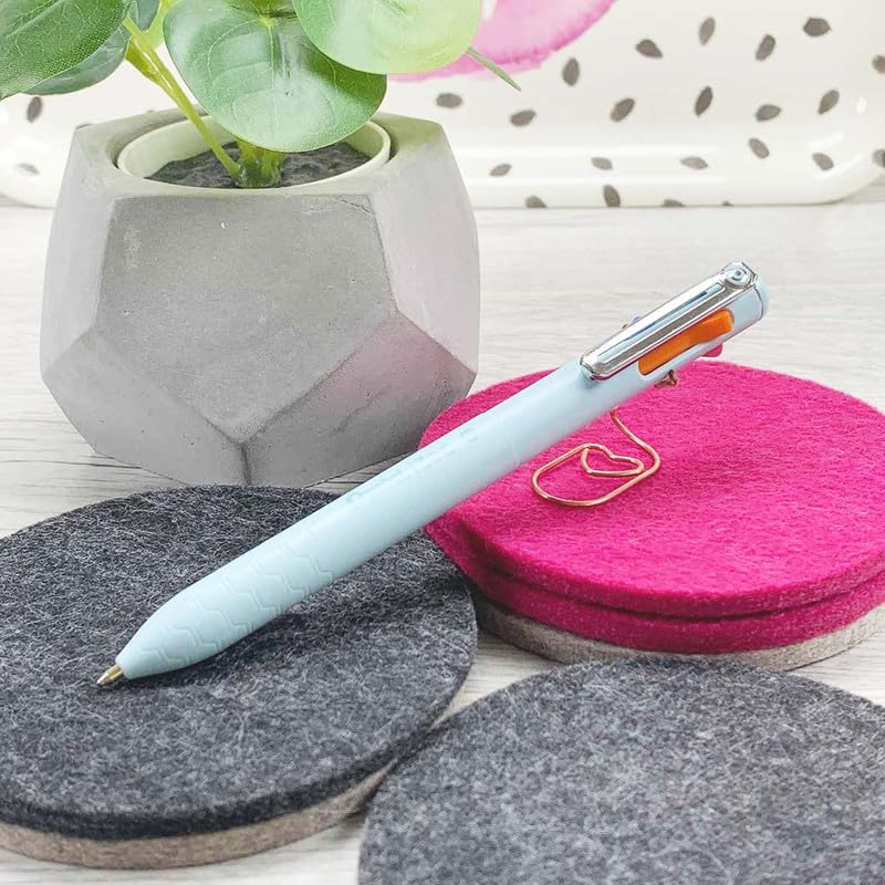 Pentel قلم حبر جاف 4 في 1 من iZee بقطر 1.0 مم | قبضة أصابع جذابة على شكل خلية نحل مع تدفق سلس، حبر زيتي | أسطوانة زرقاء داكنة وأسطوانة زرقاء فاتحة | حبر متعدد الألوان، عبوة من 4 - Image 5