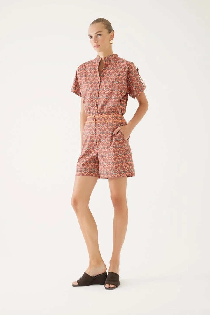 EXQUISE Colorful and Patterned Shorts Design