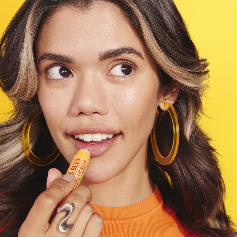 Burt's Bees Beeswax Lip Balm with Vitamin E & Peppermint, 0.15 Oz - Image 4