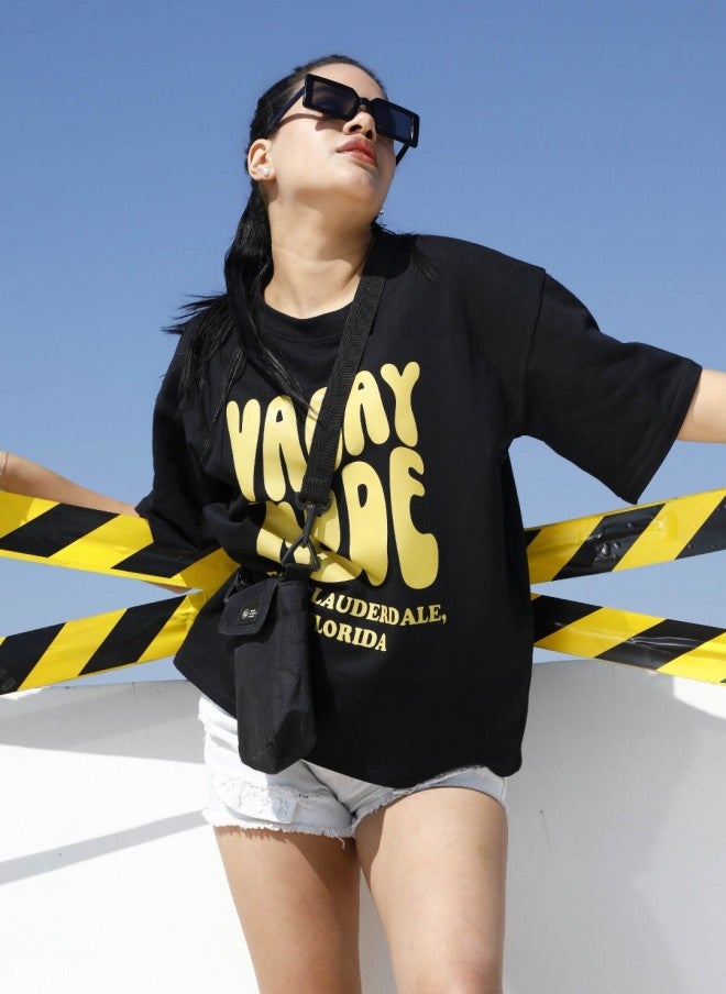 Athena تي شيرت جرافيك أسود للنساء - Image 2