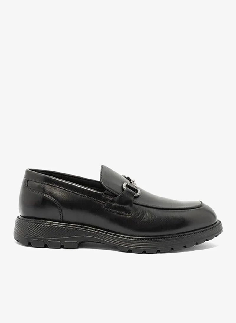 Le Confort Solid Metal Accent Loafers