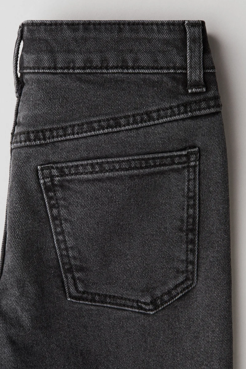 H&M Relaxed Fit Jeans