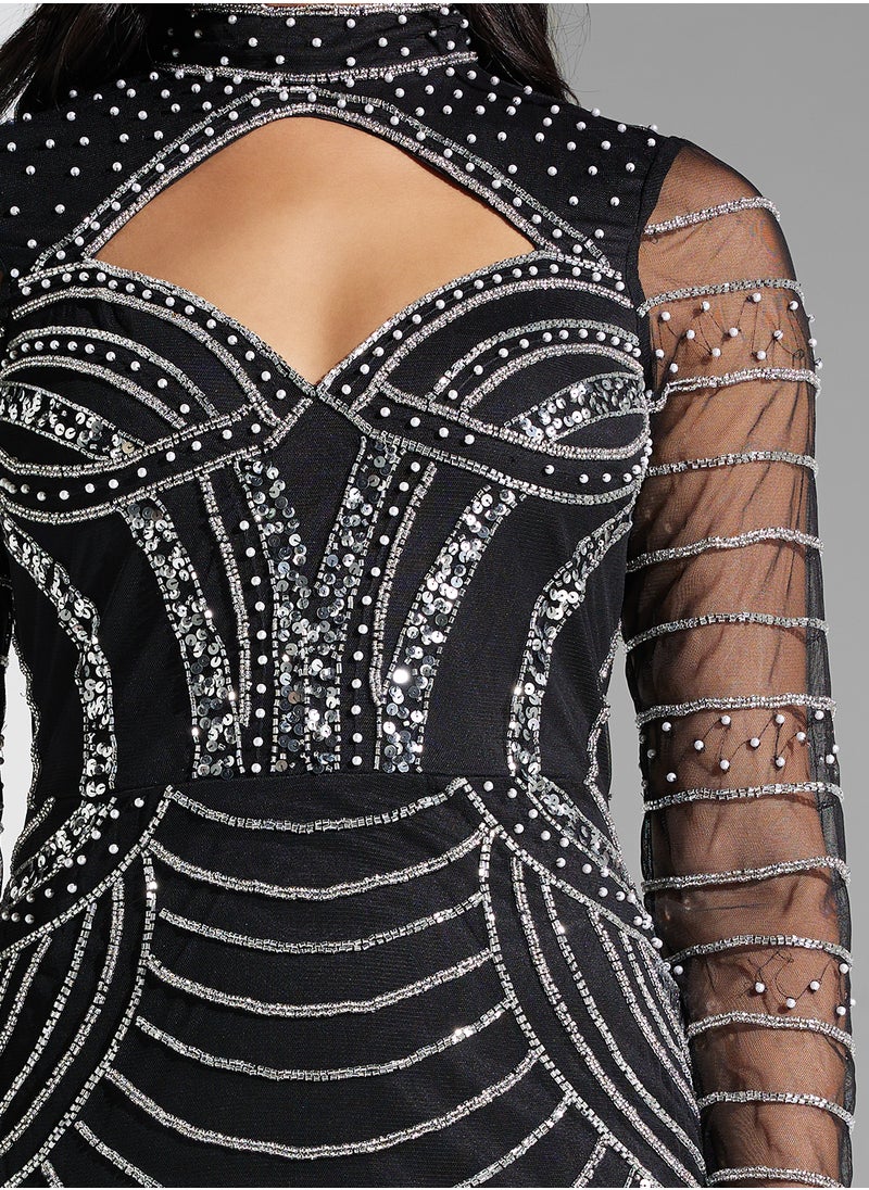 Namshi x Sweetheart Neckline Cutout Detail Beaded Evening Dress  - Image 4