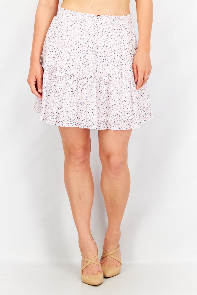 STEVE MADDEN تنورات ميني مزخرفة بالزهور للنساء، بيضاء - Image 1