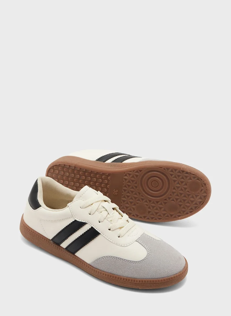 Ginger Sneaker With Stripe Detail