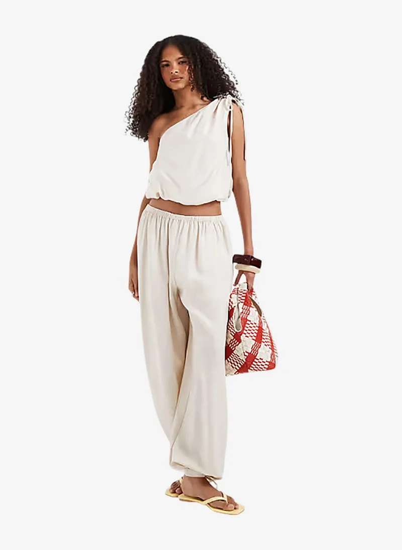 Vero Moda  Women's VMAIA Oversized Detail Woven Top for Women | Best Price UAE