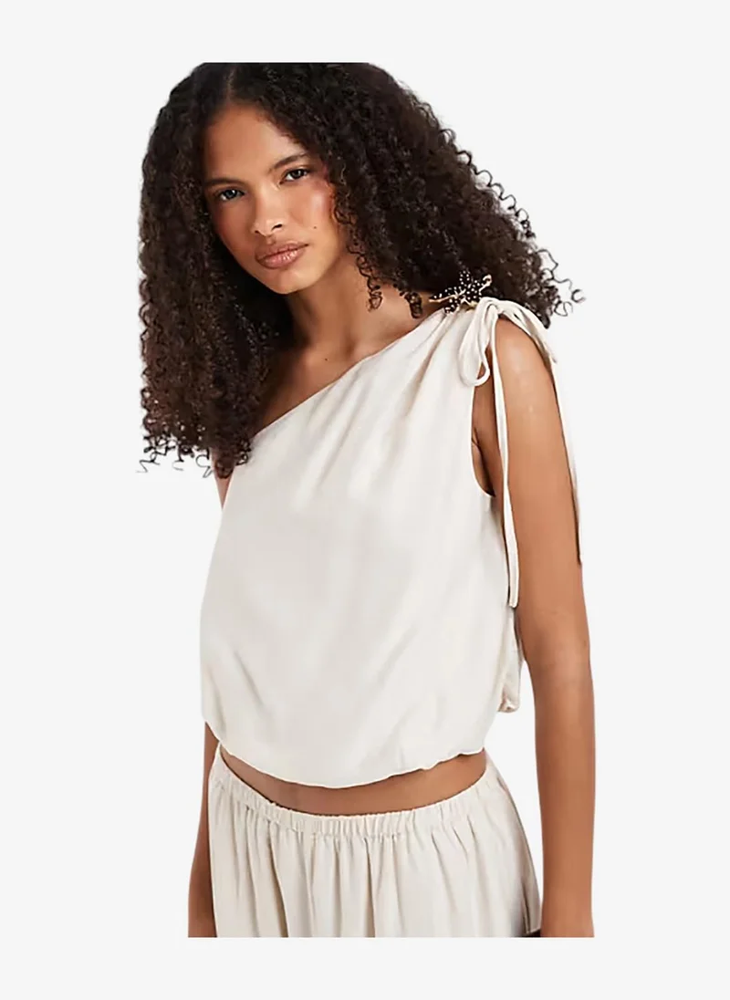 Vero Moda  Women's VMAIA Oversized Detail Woven Top for Women | Best Price UAE