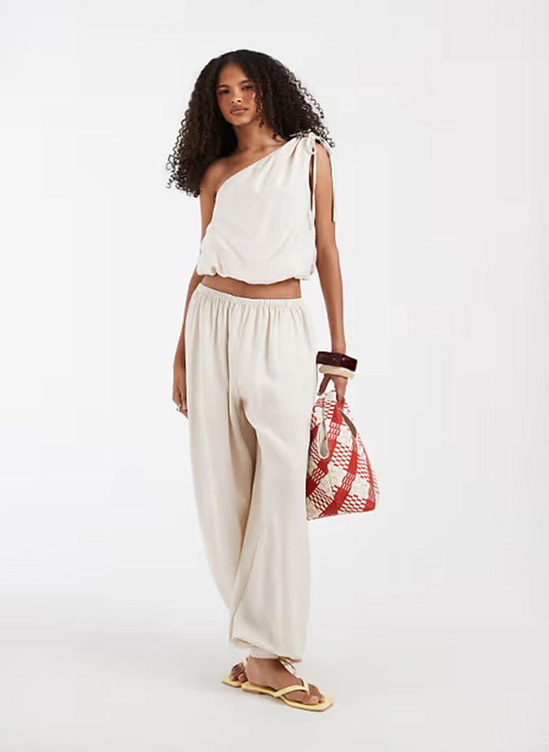 VERO MODA Women's VMAIA Oversized Detail Woven Top - Image 3