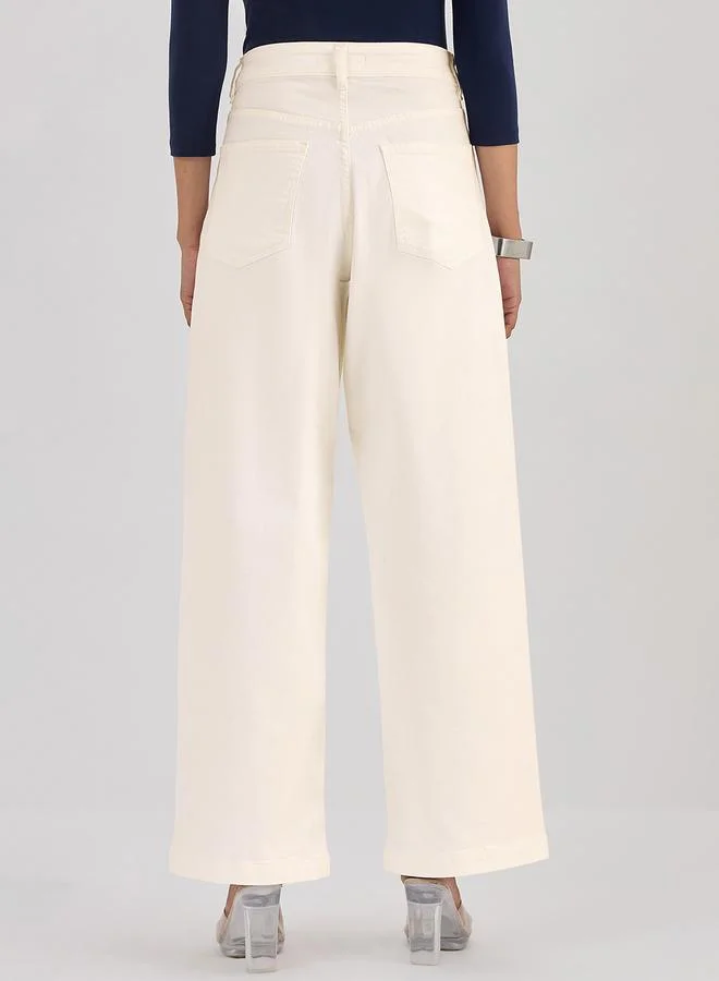 فيميلا جينز بقصة أرجل مستقيمة وخصر متوسط