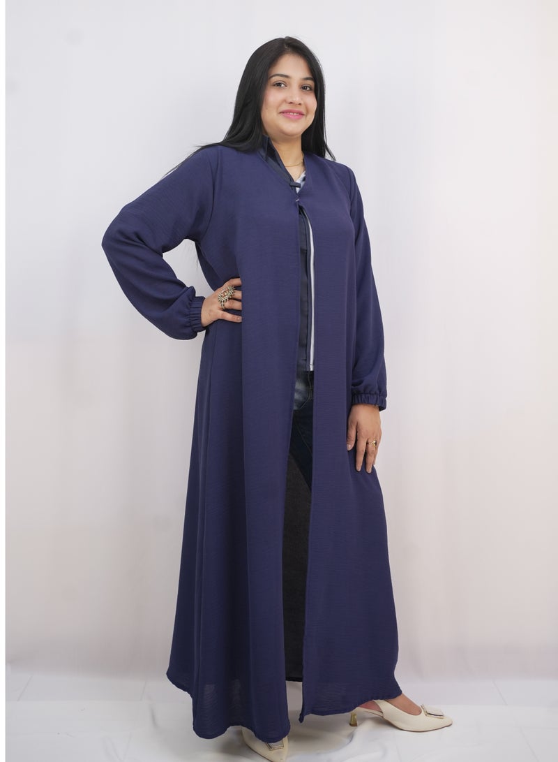 Al Batool Arabian Open Abaya of Stylish Cey Fabric with One-Button Closure - Image 1