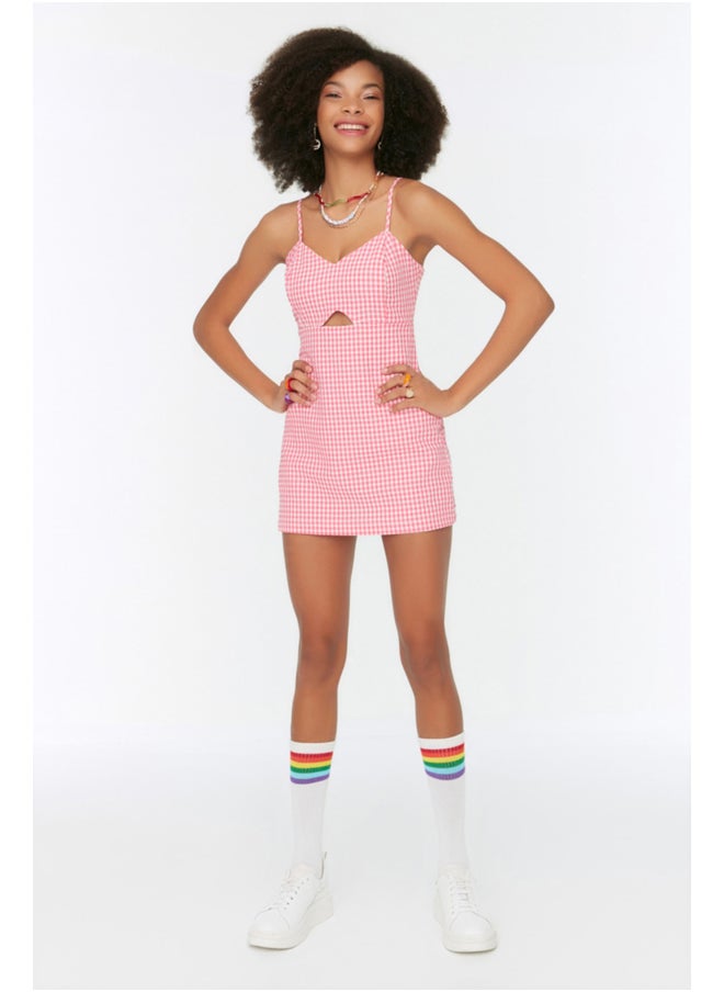 trendyol - Pink Checkered Window Detailed Strappy Mini Woven Jumpsuit TWOSS22TU0277 - Image 1