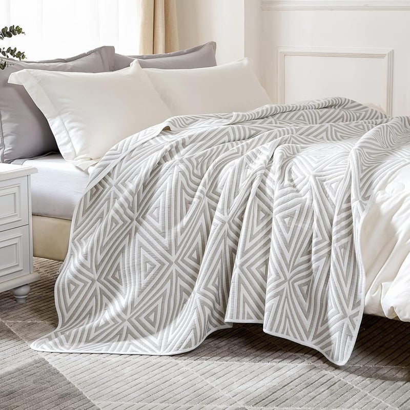 EMME Cotton Queen Blanket for Bed - 6 Layer Soft Queen Quilt Thicken 400GSM Triangle Jacquard Blanket 90"x 90", Cotton Comforter for Dorm Bed Couch Chair and All Seasons(Light Grey,Queen) - Image 1