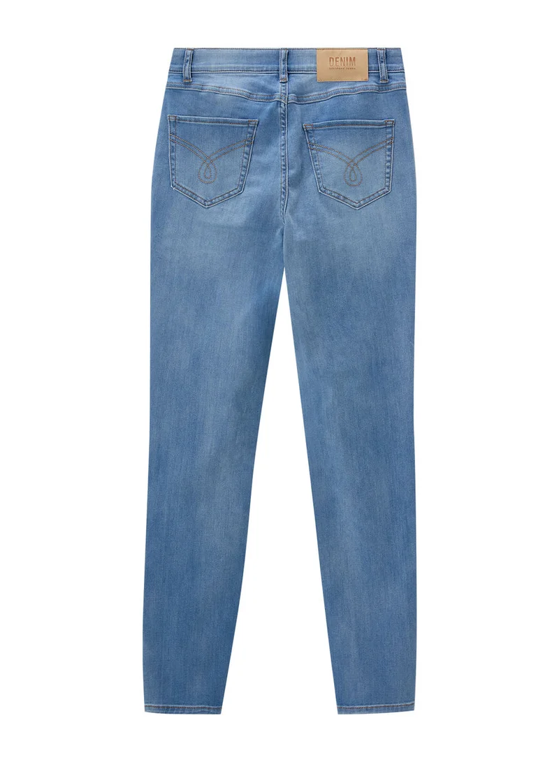 جيوردانو جينز نسائي بقصة ضيقة وخصر مرتفع