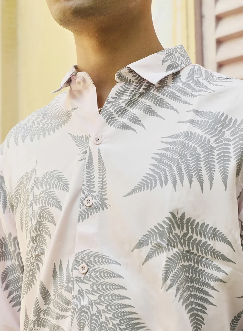 Campus Sutra Campus Sutra Men's Light Pink & Dark Grey Contrast Fern Shirt For Casual Wear | Spread Collar | Long Sleeve | Button Closure | Heavy Rayon Shirts Crafted With Comfort Fit For Everyday Wear