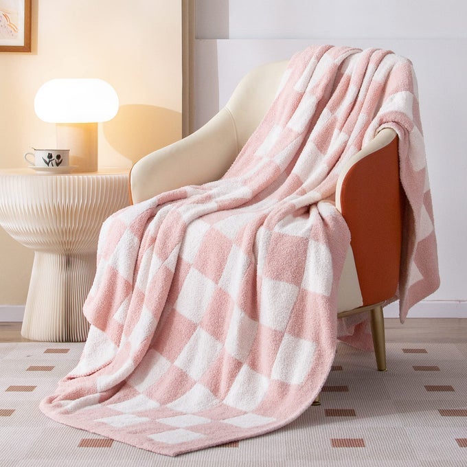 CHECKERED THROW BLANKET ULTRA SOFT MICROFIBER KNIT THROW BLANKET COZY FLUFFY FUZZY REVERSIBLE CHECKERBOARD PINK BLANKET FOR COUCH SOFA BED DECORLIGHT PINK 5163