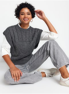 trendyol Regular Fit Sweater Vest  - Image 1