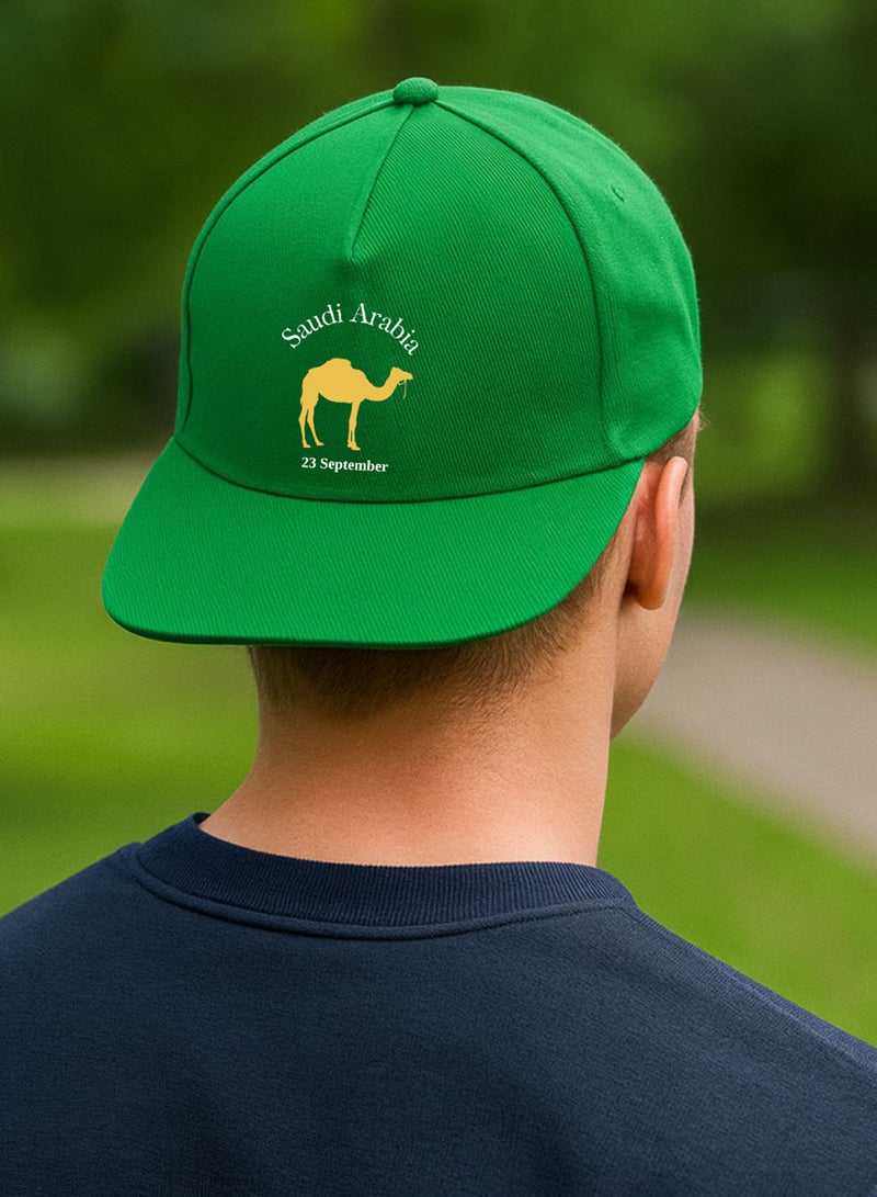 لوحة كاب مصنوع من القطن لمناسبة اليوم الوطني السعودي بتصميم ٢٣ سبتمبر - Image 2