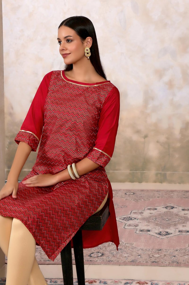 Aurelia Women's Red Chevron Regular Kurta - Image 2
