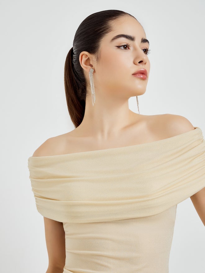 Styli Off-White Ruched Off-Shoulder Knit Top - Image 2