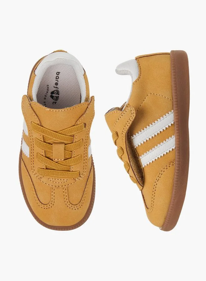 بيرفيت أحذية رياضية للأولاد بشريط لاصق وتصميم مقسم