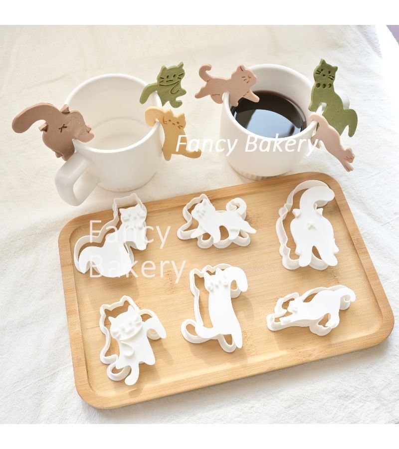 Cat B Hanging Cup Biscuit Mold Animal Cartoon Cookie Cutter Fondant Baking Mold - Image 1