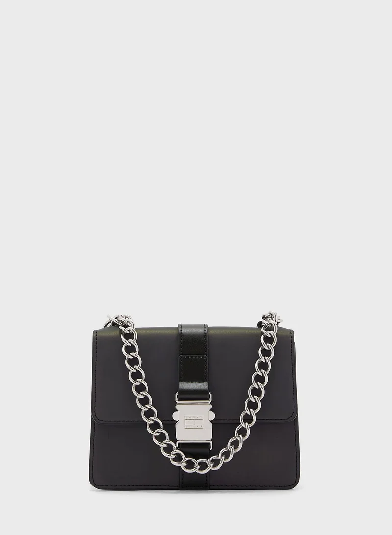 TOMMY JEANS Link Chain Crossbody Bag