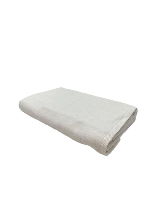 BYFT Iris (White) Premium Plain Bath Sheet(90x180,Set of 1) 100% Cotton, Highly Absorbent and Ultrasoft Quick Dry Bath Linen -600 GSM  - Image 2