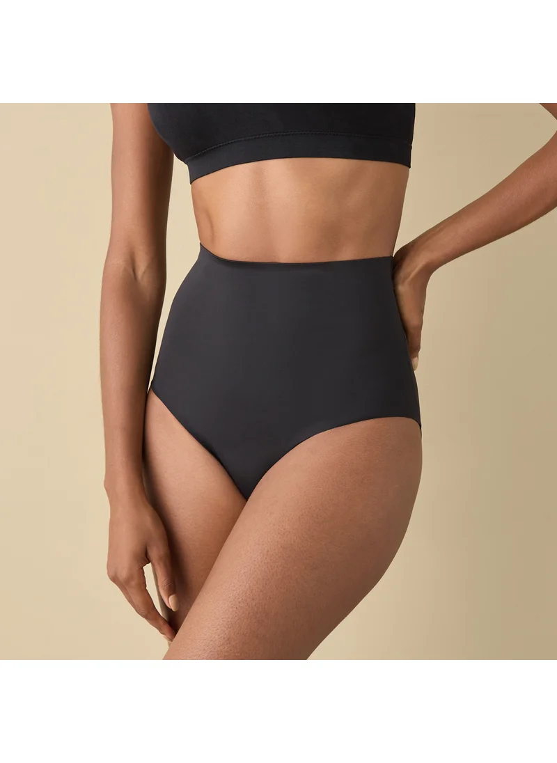 FAV Solid Shaping Briefs