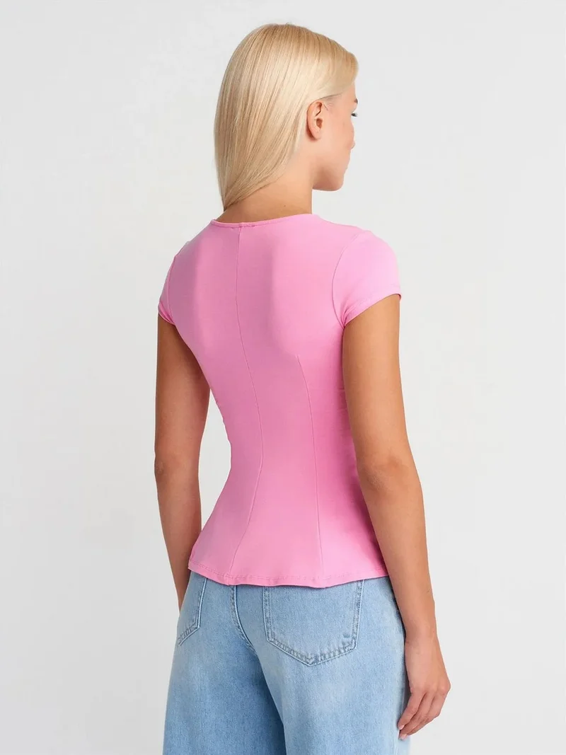 ديلفين Dilvin Fitted Crew Neck Frilly T-shirt