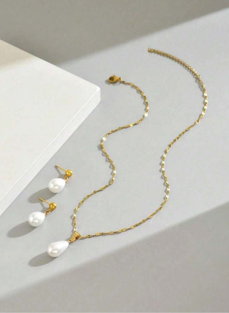 Attractives Trendy Stainless Steel Gold Plated Necklace & Earrings Jewellery Set For Women - Image 3