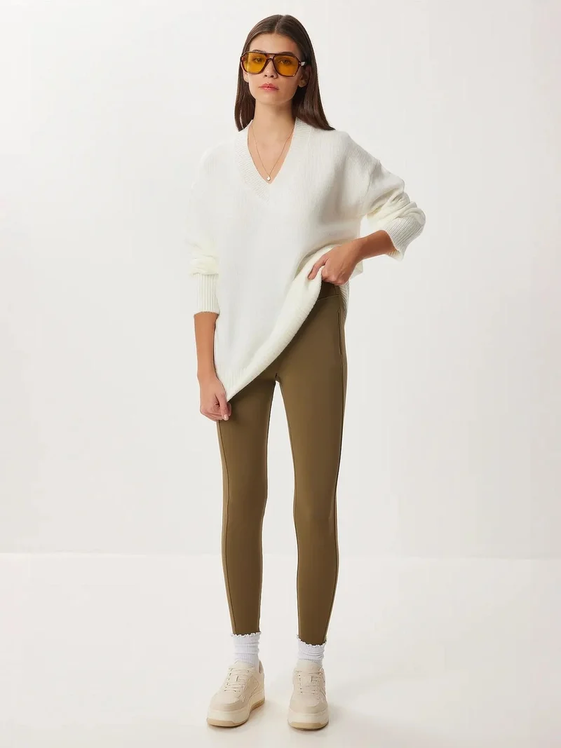 إسطنبول الساحرة ISTANBUL Oversized V-Neck Ribbed Knit Sweater