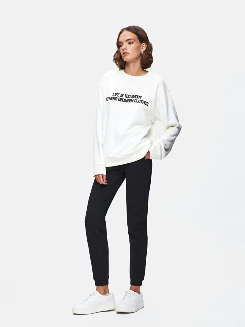ال تي بي Slogan Zero Collar Long Sleeve White Sweatshirt