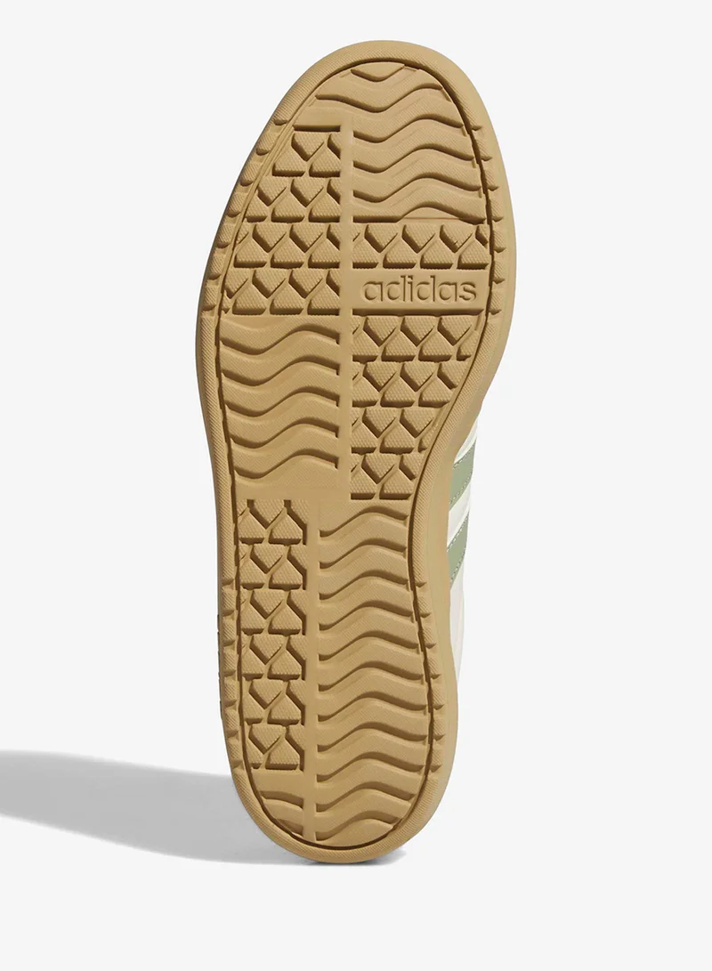 Adidas WONWHI/TENGRN/GOLDMT Vl Court Bold for Women | Best Price UAE